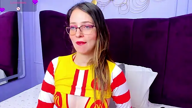 AmbeerWood  online show from 9, 3, 2025