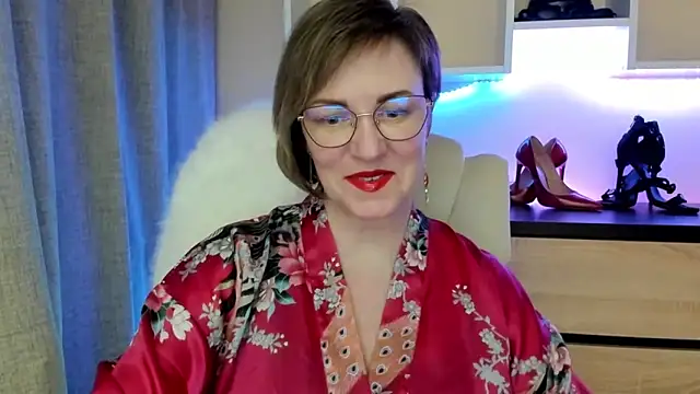 Snapshot of feliziaDesire chatting on 3, 2, 2026 feliziaDesire online show from 3, 2, 2026