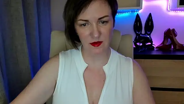 Snapshot of feliziaDesire chatting on 20, 2, 2026 feliziaDesire online show from 20, 2, 2026