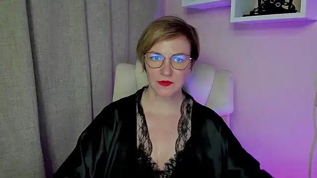 Snapshot of feliziaDesire chatting on 19, 7, 2026 feliziaDesire online show from 19, 7, 2026