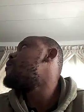 Snapshot of TheTwist chatting on 20, 2, 2025 TheTwist online show from 20, 2, 2025