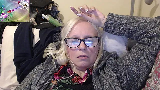 martachatte online show from 10, 10, 2025