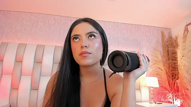 Rebeca jones online show from 2, 2, 2026