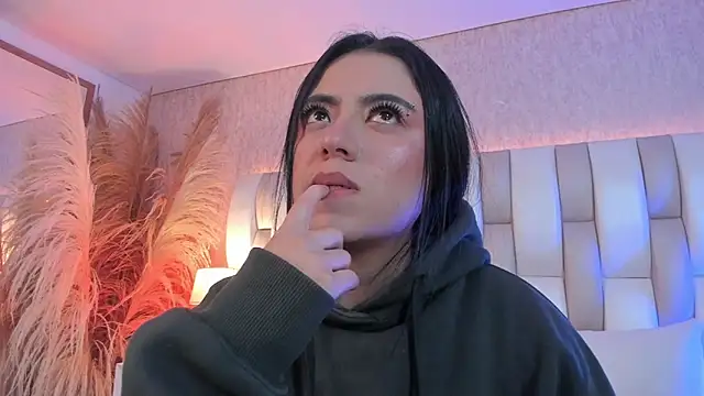 Snapshot of Rebeca_jones chatting on 24, 3, 2026 Rebeca jones online show from 24, 3, 2026