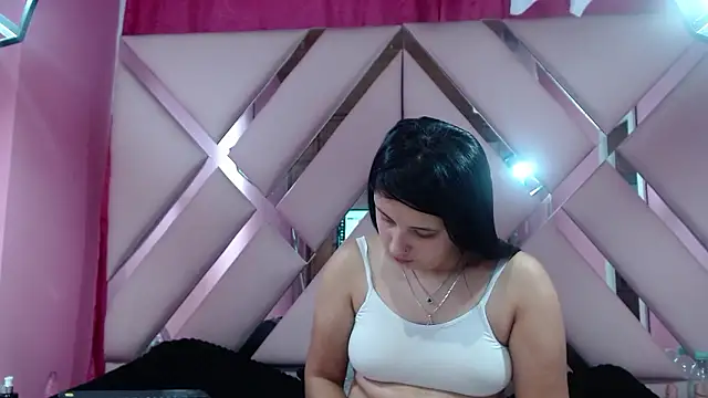 nathaly low1 online show from 4, 12, 2024
