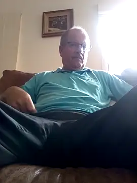 stiffandlubedxh online show from 6, 12, 2024