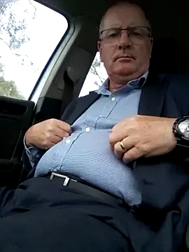 stiffandlubedxh online show from 6, 1, 2025