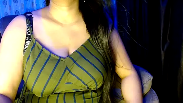 Snapshot of janifer001 chatting on 16, 10, 2025 janifer001 online show from 16, 10, 2025
