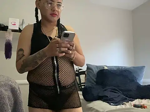 sexy gin online show from 19, 3, 2025