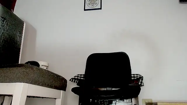 Snapshot of AngelBarbaro chatting on 18, 5, 2026 AngelBarbaro online show from 18, 5, 2026