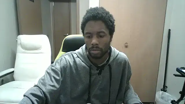 Kim and Dee online show from 3, 3, 2026