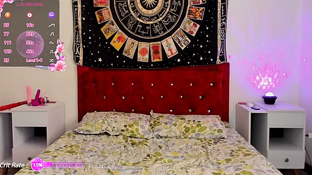 luna del rey  online show from 2, 12, 2024