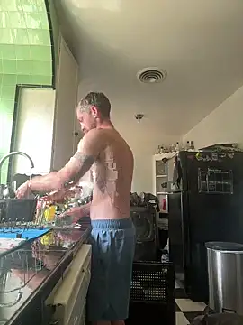 mandjpuff2 online show from 11, 9, 2025