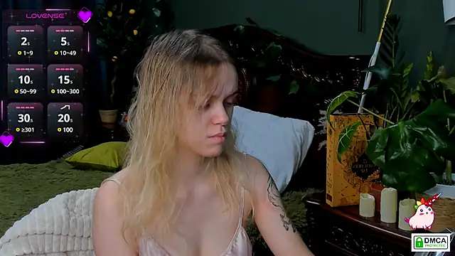 lady bellaa online show from 14, 12, 2024