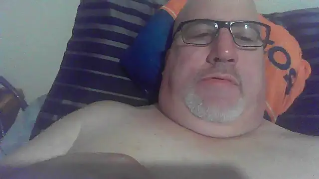 Bigbear0563 online show from 12, 12, 2024