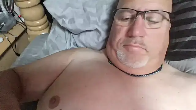 Bigbear0563 online show from 14, 10, 2025