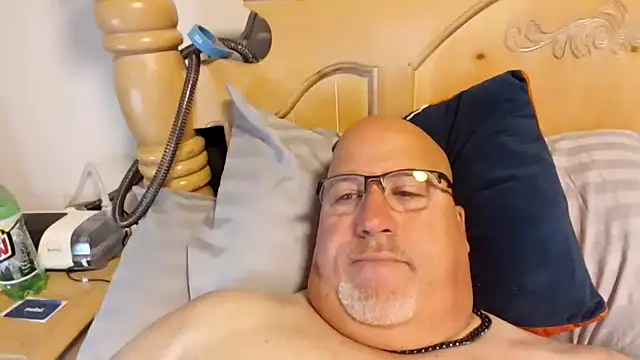 Snapshot of Bigbear0563 chatting on 5, 5, 2026 Bigbear0563 online show from 5, 5, 2026