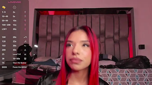 Emmily Savage online show from 21, 12, 2024