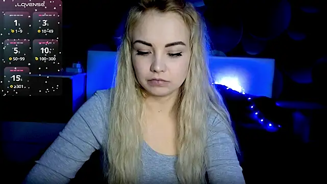 Snapshot of StephanieSweety chatting on 20, 10, 2025 StephanieSweety online show from 20, 10, 2025