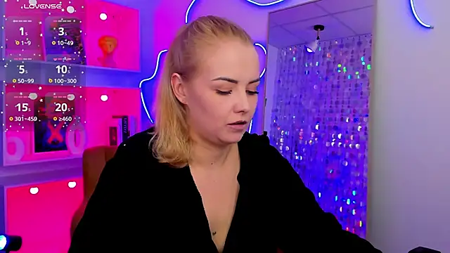 Snapshot of StephanieSweety chatting on 26, 4, 2026 StephanieSweety online show from 26, 4, 2026