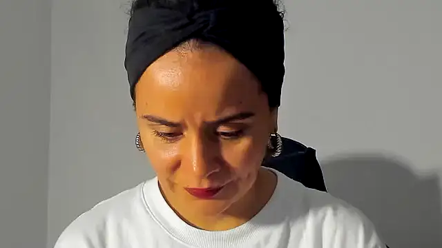 Sami Hotie1 online show from 9, 11, 2025