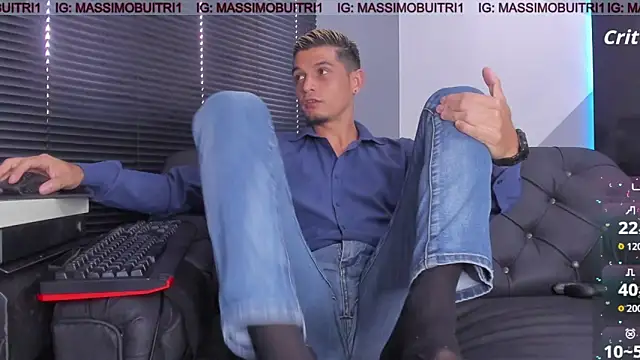 Snapshot of massimo_g chatting on 4, 2, 2026 massimo g online show from 4, 2, 2026