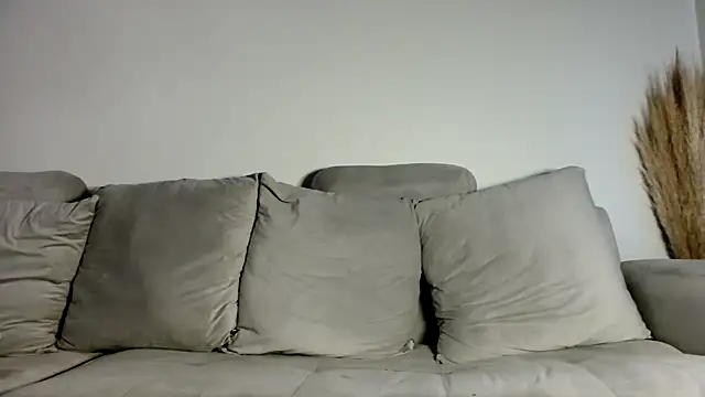 BedroomBullyX5 online show from 26, 9, 2025