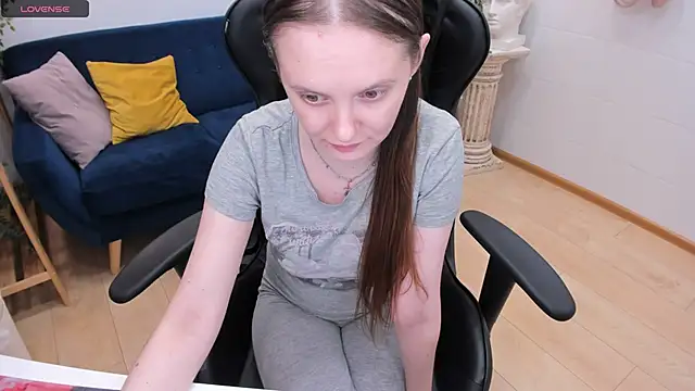 Snapshot of JannaVerdi_ chatting on 4, 2, 2025 JannaVerdi online show from 4, 2, 2025