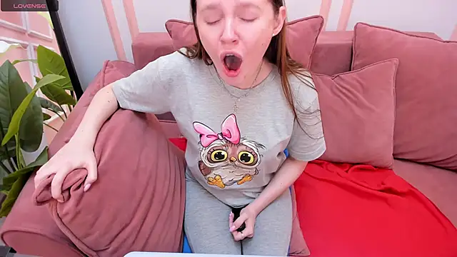 Snapshot of JannaVerdi_ chatting on 7, 2, 2025 JannaVerdi online show from 7, 2, 2025