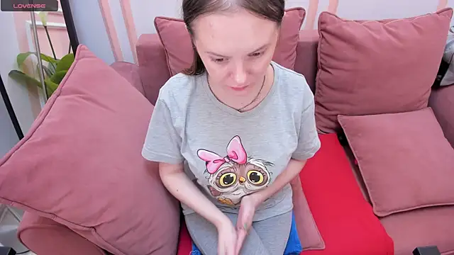 Snapshot of JannaVerdi_ chatting on 2, 10, 2025 JannaVerdi online show from 2, 10, 2025