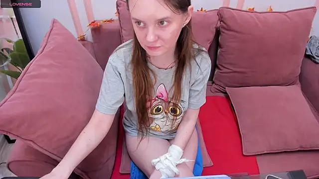 Snapshot of JannaVerdi_ chatting on 28, 10, 2025 JannaVerdi online show from 28, 10, 2025