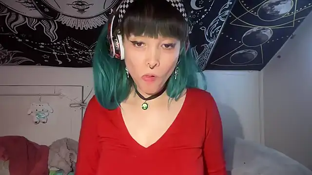 Snapshot of FRRANNKIE chatting on 30, 12, 2024 FRRANNKIE online show from 30, 12, 2024