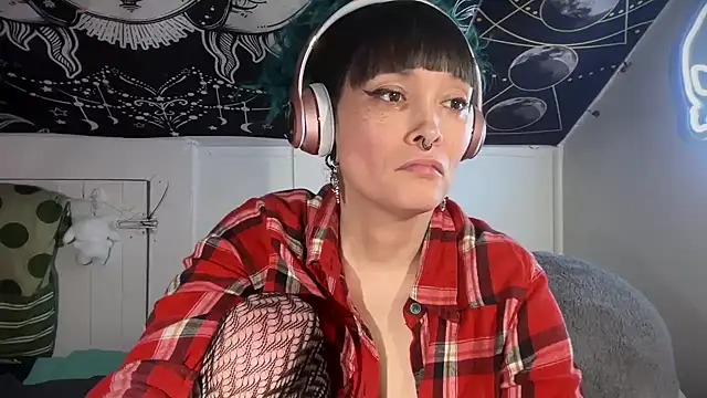 Snapshot of FRRANNKIE chatting on 16, 2, 2025 FRRANNKIE online show from 16, 2, 2025