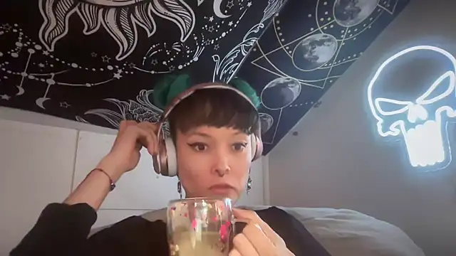 Snapshot of FRRANNKIE chatting on 20, 3, 2025 FRRANNKIE online show from 20, 3, 2025