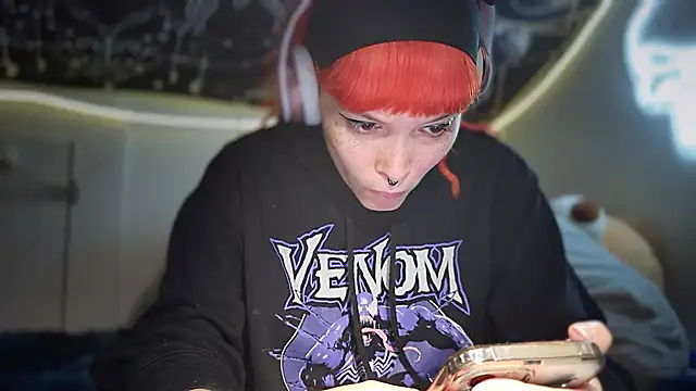 Snapshot of FRRANNKIE chatting on 1, 10, 2025 FRRANNKIE online show from 1, 10, 2025