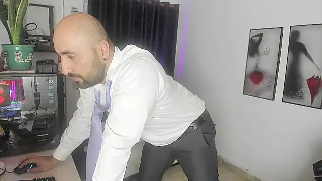 Leon 1234 online show from 28, 12, 2024