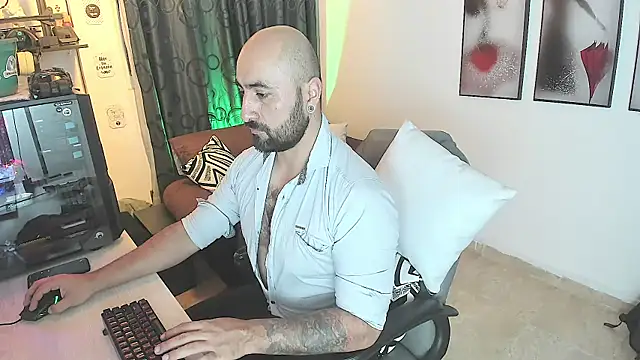 Leon 1234 online show from 13, 1, 2025