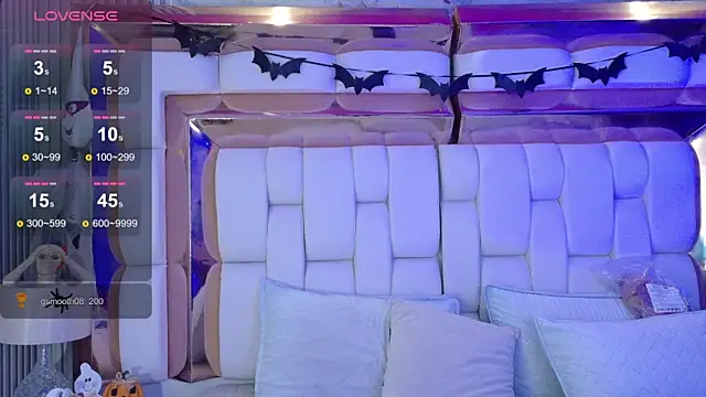 valkiria moore online show from 16, 10, 2025