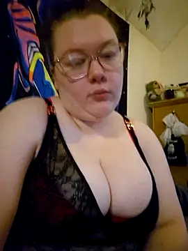 Sexycurvyemilyy online show from 5, 12, 2024