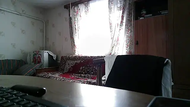 Snapshot of FillipsonDon chatting on 10, 7, 2026 FillipsonDon online show from 10, 7, 2026
