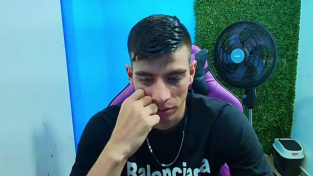 DEIBY BABY online show from 17, 1, 2025