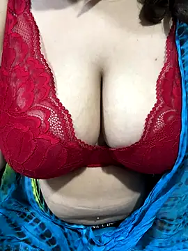 Sexybomb33 online show from 14, 10, 2025