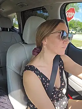 SkyelarSommer online show from 27, 4, 2026