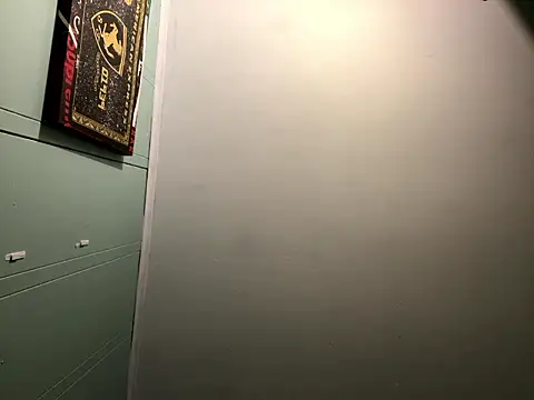 DominiqueX0 online show from 22, 12, 2025