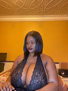 Snapshot of KnockoutBestie chatting on 24, 11, 2025 KnockoutBestie online show from 24, 11, 2025