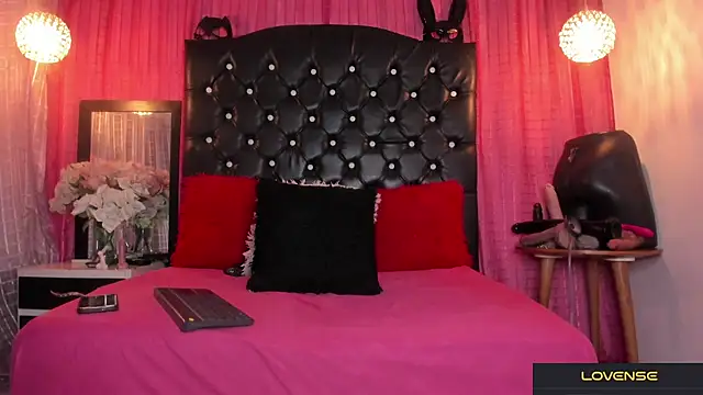 afrika queen online show from 3, 12, 2025