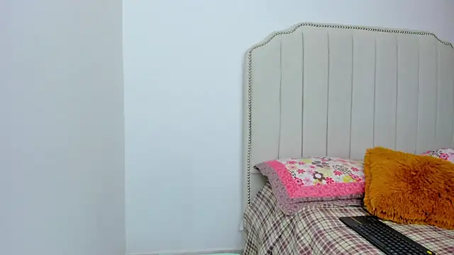 Hanna86 online show from 23, 2, 2025