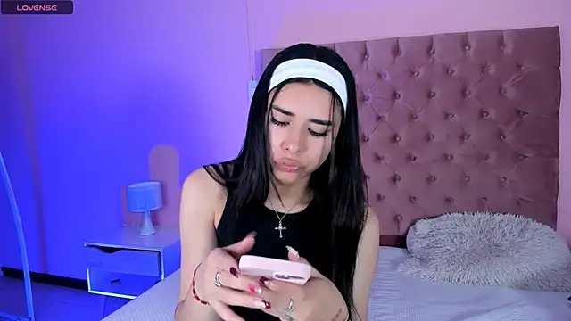 AmyOlimpo online show from 24, 2, 2025