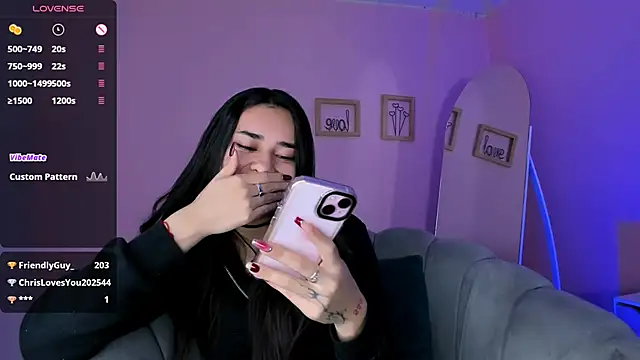 AmyOlimpo online show from 5, 3, 2025