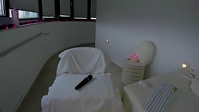 bellahot77 online show from 28, 3, 2026